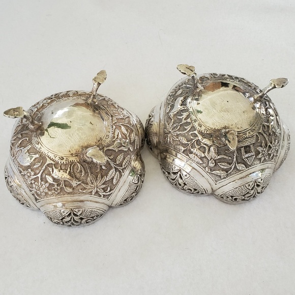 2 Indian Silver Bowls Elephants, Tigers, Palms - Picture 5 of 8